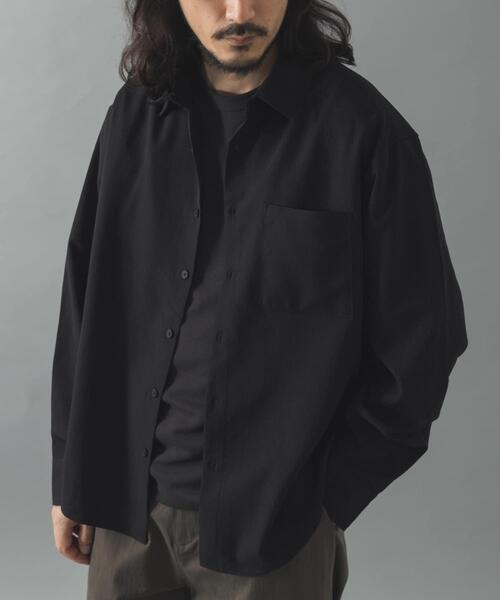 ITEMS URBANRESEARCH(アイテムズ アーバンリサーチ)の「ヨウリュウレギュラーカラー長袖シャツ(シャツ/ブラウス・メンズ・ダークグレー/オリーブ/ブラック/ネイビー・MEDIUM/LARGE)」の9枚目の写真