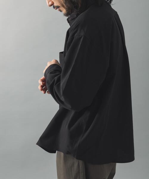 ITEMS URBANRESEARCH(アイテムズ アーバンリサーチ)の「ヨウリュウレギュラーカラー長袖シャツ(シャツ/ブラウス・メンズ・ダークグレー/オリーブ/ブラック/ネイビー・MEDIUM/LARGE)」の11枚目の写真