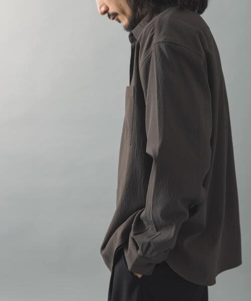 ITEMS URBANRESEARCH(アイテムズ アーバンリサーチ)の「ヨウリュウレギュラーカラー長袖シャツ(シャツ/ブラウス・メンズ・ダークグレー/オリーブ/ブラック/ネイビー・MEDIUM/LARGE)」の22枚目の写真