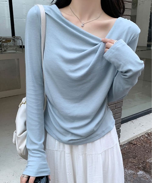 kirakiraShop(キラキラショップ)の「ドレープ ギャザー カットソー(Tシャツ/カットソー・レディース・ブラック/ブルー/オフホワイト/ピンク・FREE)」の3枚目の写真