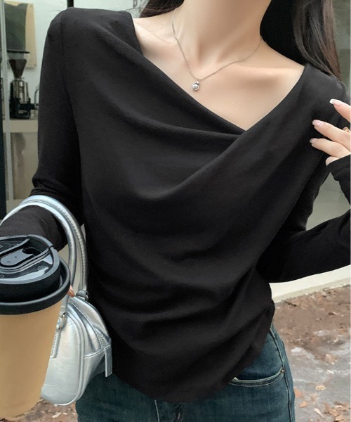 kirakiraShop(キラキラショップ)の「ドレープ ギャザー カットソー(Tシャツ/カットソー・レディース・ブラック/ブルー/オフホワイト/ピンク・FREE)」の1枚目の写真