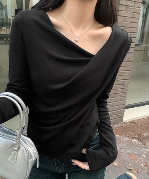 kirakiraShop(キラキラショップ)の「ドレープ ギャザー カットソー(Tシャツ/カットソー・レディース・ブラック/ブルー/オフホワイト/ピンク・FREE)」の8枚目の写真