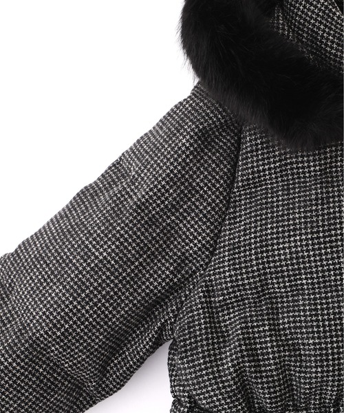 JILL by JILL STUART（ジルバイジルスチュアート）の「ツィードショートダウン（ダウンジャケット/コート・レディース・ホワイト/ブラック・SMALL/MEDIUM）」の6枚目の写真