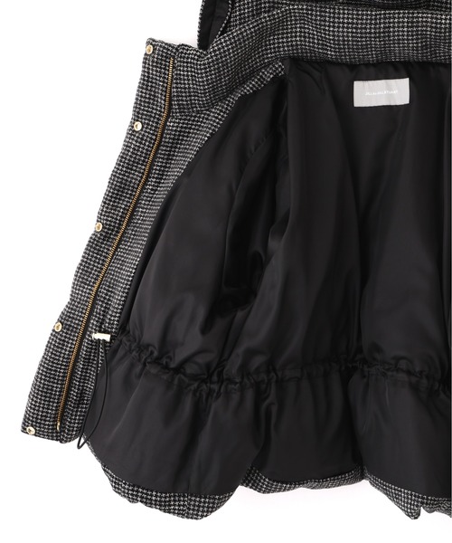 JILL by JILL STUART（ジルバイジルスチュアート）の「ツィードショートダウン（ダウンジャケット/コート・レディース・ホワイト/ブラック・SMALL/MEDIUM）」の9枚目の写真