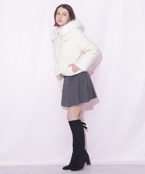 JILL by JILL STUART（ジルバイジルスチュアート）の「ツィードショートダウン（ダウンジャケット/コート・レディース・ホワイト/ブラック・SMALL/MEDIUM）」の11枚目の写真