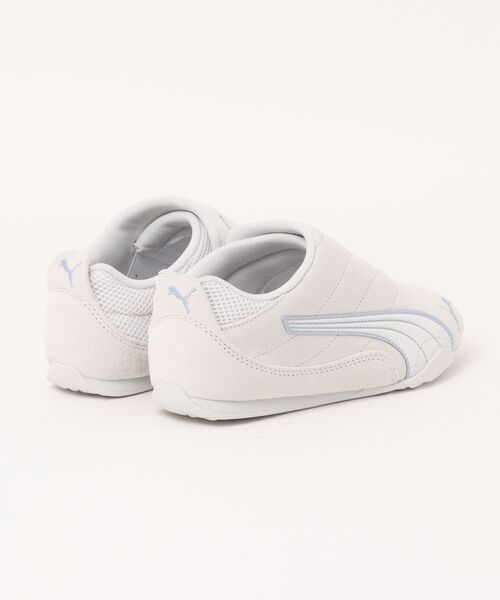 PUMA(プーマ)の「PUMA/プーマ プーマ キャッチ ソレイユ スリップオン 403956(スニーカー・レディース・ブラック/ライトグレー・23.0cm/24.0cm/25.0cm/24.5cm/23.5cm/22.5cm)」の3枚目の写真