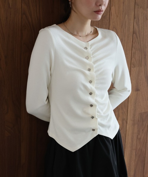 J by blue(ジェイバイブルー)の「フロントギャザーリブカットソー(Tシャツ/カットソー・レディース・ブラウン/チャコールグレー/ホワイト/ブルー・MEDIUM)」の1枚目の写真