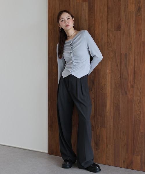 J by blue(ジェイバイブルー)の「フロントギャザーリブカットソー(Tシャツ/カットソー・レディース・ブラウン/チャコールグレー/ホワイト/ブルー・MEDIUM)」の10枚目の写真