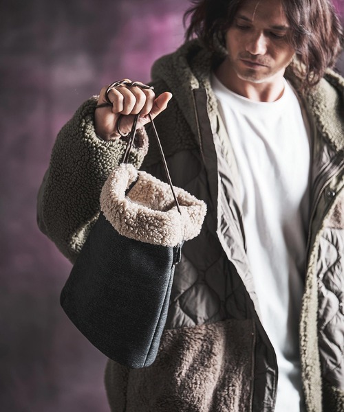 GLIMCLAP(グリムクラップ)の「mko13935-Shearling Denim Drawstring Tote 巾着バッグ(212-035-gla-cg)(ショルダーバッグ・メンズ・ブラック/インディゴブルー/コバルトブルー・FREE)」の2枚目の写真