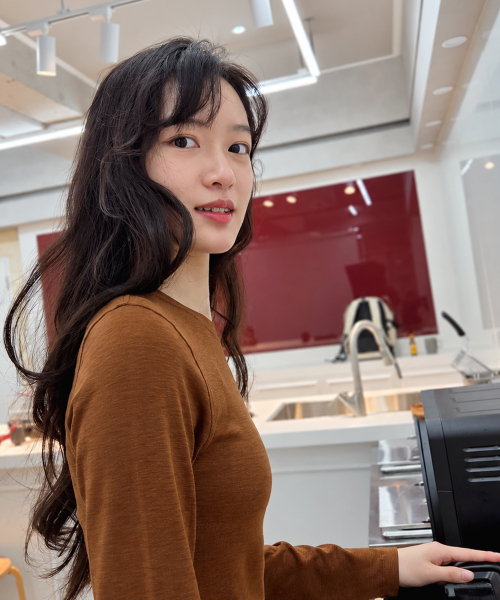 REBRENNER(リブレンナー)の「ベーシック スリムフィット ロングスリーブ バーガンディ(Tシャツ/カットソー・レディース・その他・FREE)」の14枚目の写真