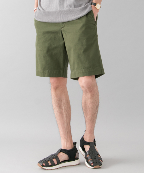 URBAN RESEARCH（アーバンリサーチ）の「UR ツイルカラーショーツ（その他パンツ・メンズ・カーキ/ホワイト/ベージュ/ネイビー・MEDIUM/SMALL/LARGE）」の3枚目の写真