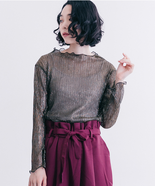 merlot plus(メルロープリュス)の「メロウラメトップス2434(Tシャツ/カットソー・レディース・ブラック/シルバー/ゴールド・FREE)」の16枚目の写真