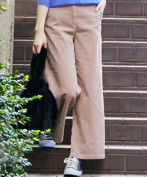 N.(N. Natural Beauty Basic)(エヌエヌナチュラルビューティーベーシック)の「コーデュロイストレートワイドパンツ(その他パンツ・レディース・ベージュ/ネイビー/ブラウン・SMALL/MEDIUM)」の2枚目の写真