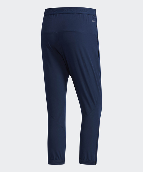 大量入荷 adidas（アディダス）の「M4T タイポグラフィック3/4ウーブン パンツ