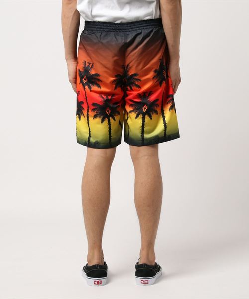 MARCELO BURLON(マルセロ・バーロン)の「MARCELO BURLON 『RED PALM BOAD』ショーツ(その他パンツ・メンズ・オレンジ・MEDIUM/SMALL)」の3枚目の写真
