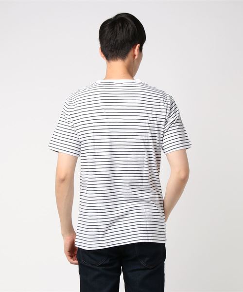 Champion（チャンピオン）の「【Champion/チャンピオン】メンズ ベーシック Tシャツ（Tシャツ/カットソー・メンズ・ホワイト/ブラック/ネイビー/グレー/ピンク・MEDIUM/SMALL/LARGE/X-LARGE）」の6枚目の写真