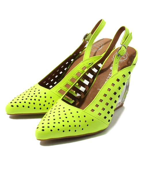 ROSE BUD（ローズバッド）の「(JEFFREY CAMPBELL)2012-690 PUNCHING PATENT WEDGE SANDAL（サンダル・レディース・ブラック/イエロー・35/36/37/38/39）」の2枚目の写真