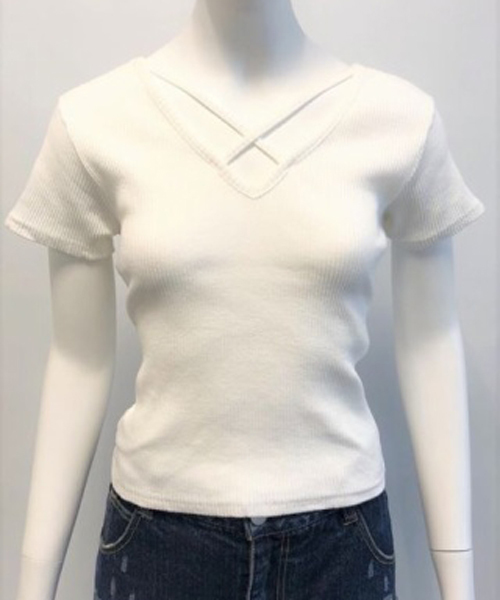 ENVYM（アンビー）の「２ＷＡＹシンプルＴＯＰＳ（Tシャツ/カットソー・レディース・ブラック/ベージュ/キャメル/ホワイト・FREE）」の7枚目の写真