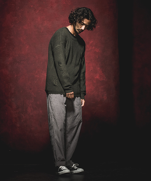 Jih Nunc（ジーヌンク）の「mn1839-クラッシュ加工ローゲージニットプルオーバー（ニット/セーター・メンズ・ブラック/ベージュ/カーキ/チャコール・S/M/L）」の12枚目の写真