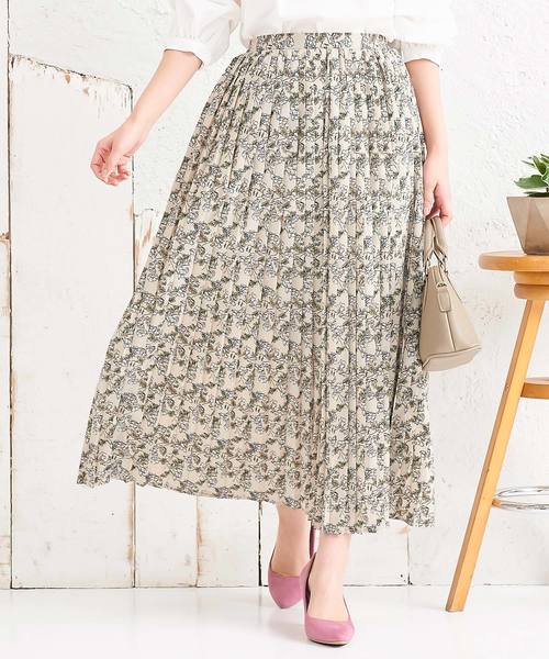 KOBE LETTUCE（コウベレタス）の「［ミディアムorマキシ丈］2typeフレアプリーツスカート（スカート・レディース・ベージュ/レッド/オフホワイト/イエロー/ミント/ラベンダー/ホワイト系その他/ベージュ系その他/グリーン系その他/パープル系その他/イエロー系その他/レッド系その他/ホワイト系その他2/ホワイト系その他3・FREE）」の3枚目の写真