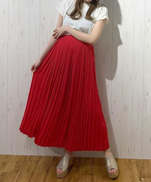 KOBE LETTUCE（コウベレタス）の「［ミディアムorマキシ丈］2typeフレアプリーツスカート（スカート・レディース・ベージュ/レッド/オフホワイト/イエロー/ミント/ラベンダー/ホワイト系その他/ベージュ系その他/グリーン系その他/パープル系その他/イエロー系その他/レッド系その他/ホワイト系その他2/ホワイト系その他3・FREE）」の14枚目の写真