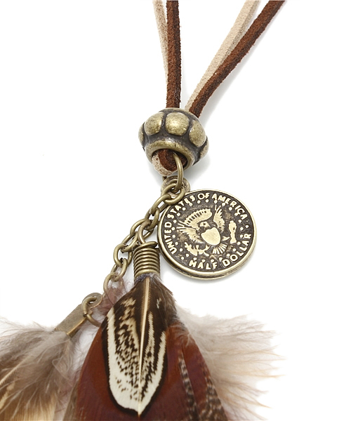 goa（ゴア）の「3種フェザー×コインネックレス（ネックレス・レディース・ブラウン/グリーン・FREE）」の5枚目の写真