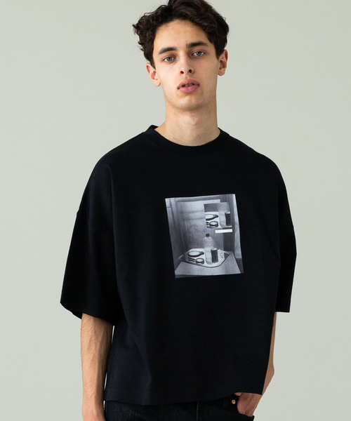 liberum（リベルム）の「【LIBERUM】コラージュプリントTEE（Tシャツ/カットソー・メンズ・ホワイト/ブラック・1/2）」の5枚目の写真