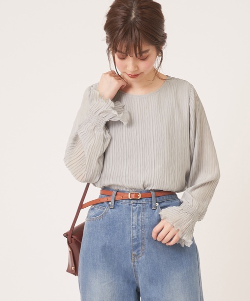 natural couture（ナチュラルクチュール）の「キャンディースリーブプリーツブラウス（シャツ/ブラウス・レディース・ブラック/パープル/オフホワイト/ピンク/ミント・FREE）」の4枚目の写真