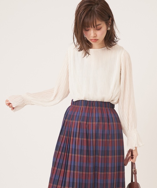 natural couture（ナチュラルクチュール）の「キャンディースリーブプリーツブラウス（シャツ/ブラウス・レディース・ブラック/パープル/オフホワイト/ピンク/ミント・FREE）」の7枚目の写真