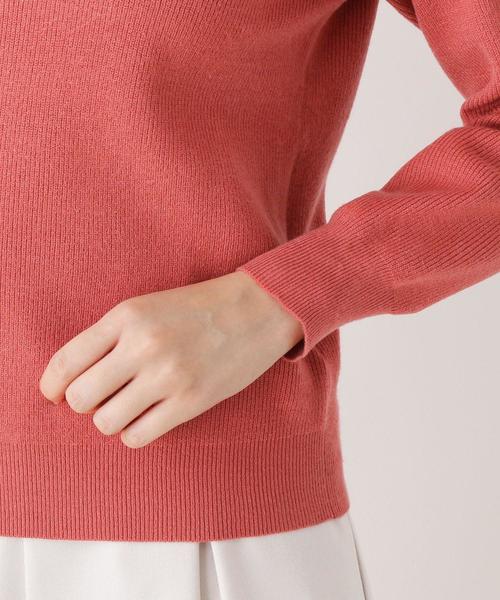 grove(グローブ)の「【S-LLまで】洗えるモチモチスカラップVネックプルオーバー(ニット/セーター・レディース・ブラック/ブルー/マスタード/ライトベージュ/ダークオレンジ・01/02/03/04)」の10枚目の写真