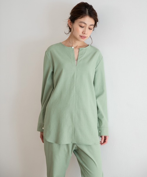 Munich（ミューニック）の「ドライタッチオックス　2WAYクルーネックブラウス【セットアップ可】（シャツ/ブラウス・レディース・ホワイト/ブラック/ナチュラル/ライトグリーン/ライトカーキ・FREE）」の13枚目の写真