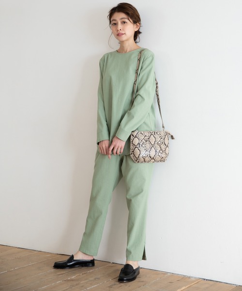 Munich（ミューニック）の「ドライタッチオックス　2WAYクルーネックブラウス【セットアップ可】（シャツ/ブラウス・レディース・ホワイト/ブラック/ナチュラル/ライトグリーン/ライトカーキ・FREE）」の16枚目の写真