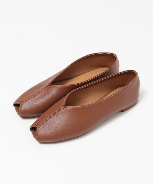 LOWRYS FARM（ローリーズファーム）の「トゥスリットシューズ　864926（その他シューズ・レディース・ブラック/ブラウン/アイボリー・MEDIUM/LARGE）」の10枚目の写真