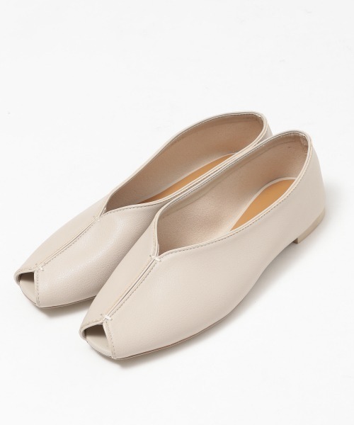 LOWRYS FARM（ローリーズファーム）の「トゥスリットシューズ　864926（その他シューズ・レディース・ブラック/ブラウン/アイボリー・MEDIUM/LARGE）」の11枚目の写真