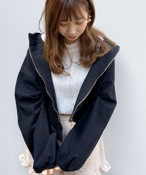 apres jour（アプレジュール）の「ツイルフードブルゾン【ZOZOTOWN限定アイテム】（ブルゾン・レディース・ベージュ/アイボリー/ブラック・フリー）」の3枚目の写真