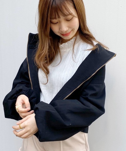 apres jour（アプレジュール）の「ツイルフードブルゾン【ZOZOTOWN限定アイテム】（ブルゾン・レディース・ベージュ/アイボリー/ブラック・フリー）」の4枚目の写真