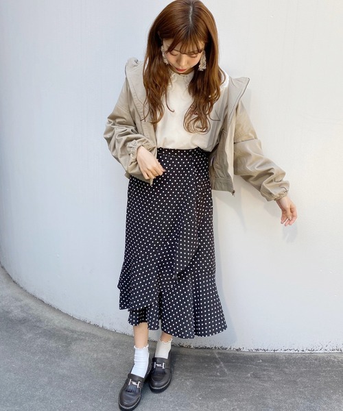 apres jour（アプレジュール）の「ツイルフードブルゾン【ZOZOTOWN限定アイテム】（ブルゾン・レディース・ベージュ/アイボリー/ブラック・フリー）」の18枚目の写真