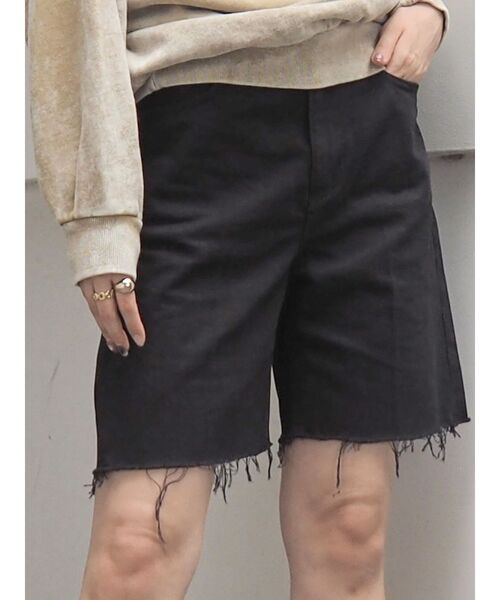 EMODA（エモダ）の「ハーフジャストウエストジーンズ（デニムパンツ・レディース・ブラック/インディゴブルー・SMALL/MEDIUM）」の2枚目の写真