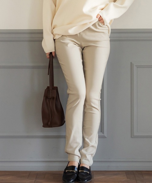 coca（coca）（コカ）の「ウルトラストレッチ スキニーパンツ股下73cm（その他パンツ・レディース・ブラック/グリーン/ホワイト/パープル/アイボリー/カーキ/ベージュ/ネイビー/グレイッシュベージュ・ONE SIZE/LONG/SHORT/L/M/S）」の5枚目の写真