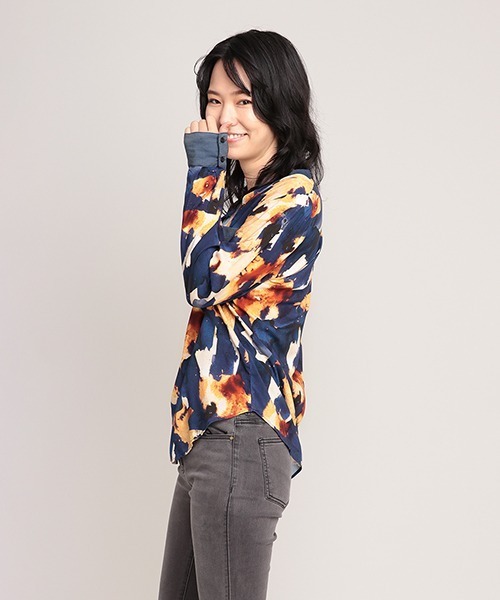 Desigual（デシグアル）の「ブラウス長袖 VERONA（シャツ/ブラウス・レディース・ブルー・L/SS/2L/S/M）」の4枚目の写真