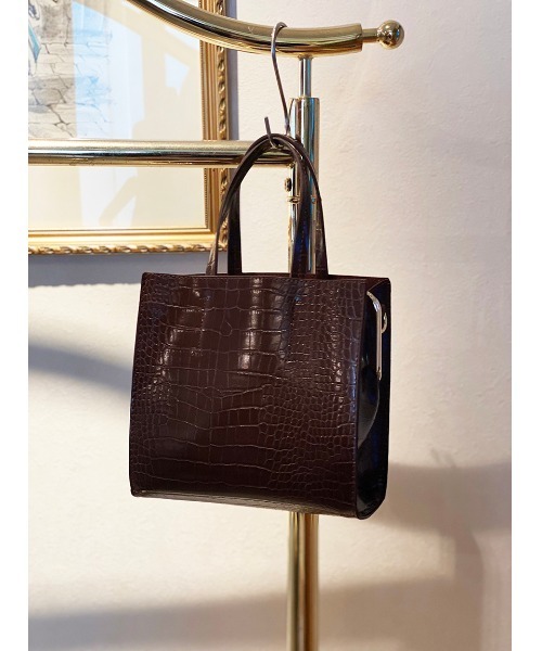 セール Oneway がま口縦型バッグ ショルダーバッグ One Way ワンウェイ のファッション通販 Zozotown