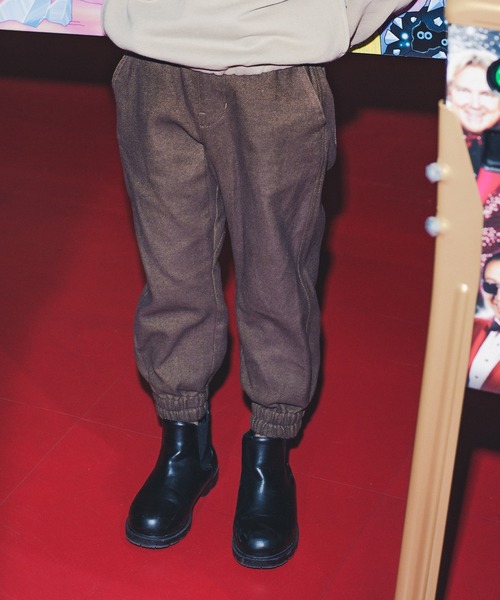 RADCHAP（ラッドチャップ）の「綿起毛ジョガーパンツ（その他パンツ・キッズ・チャコールグレー/キャメル・100cm/120cm/130cm/140cm/90cm/110cm）」の2枚目の写真