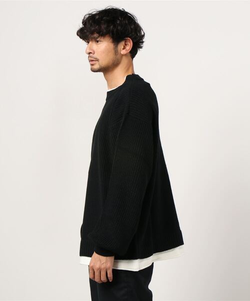 CavariA（キャバリア）の「『CavariA/キャバリア』7G方畦ビッグシルエット長袖フェイクレイヤードニット（ニット/セーター・メンズ・グレー/ホワイト/ブルー/ベージュ/キナリ/ブラック/グリーン/ブラウン/グリーン系/グレイッシュベージュ/ネイビー・M/L）」の17枚目の写真