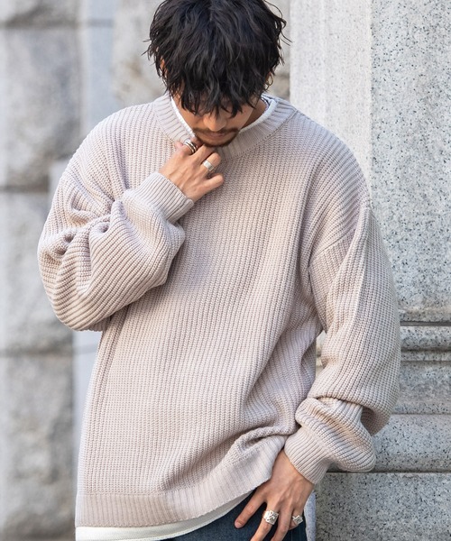 CavariA（キャバリア）の「『CavariA/キャバリア』7G方畦ビッグシルエット長袖フェイクレイヤードニット（ニット/セーター・メンズ・グレー/ホワイト/ブルー/ベージュ/キナリ/ブラック/グリーン/ブラウン/グリーン系/グレイッシュベージュ/ネイビー・M/L）」の7枚目の写真