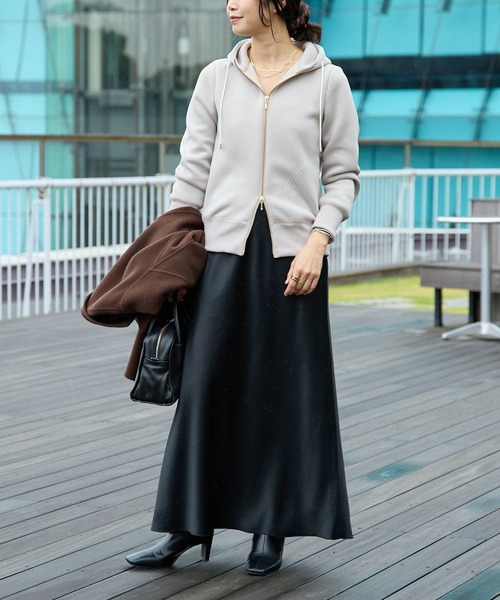 WEB限定/累計販売数9,000枚突破！/スポンジダンボールZIPパーカー