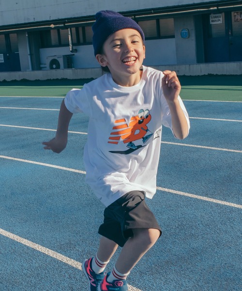 NEW BALANCE（ニューバランス）の「NB Character Tシャツ（Tシャツ/カットソー・キッズ・ホワイト/ブラック/イエロー/ブルー・130/140/150/160）」の2枚目の写真