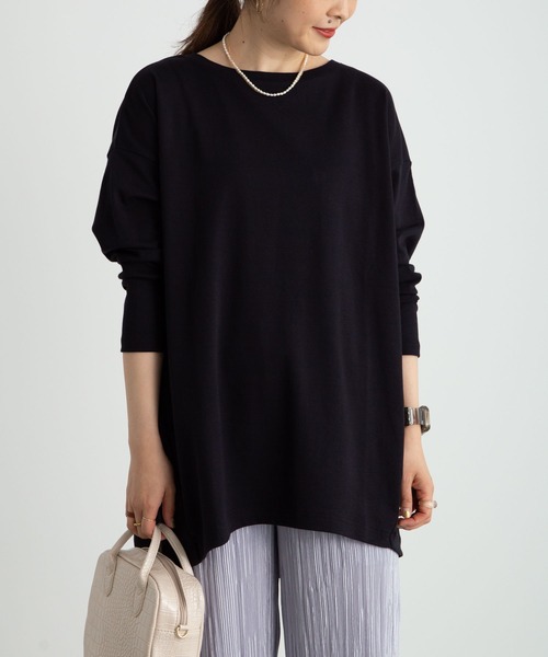 earth music&ecology(アースミュージックアンドエコロジー)の「スムースコクーンチュニック *(チュニック・レディース・ブラック/ダークグリーン/オフホワイト/グレイッシュベージュ・FREE)」の13枚目の写真