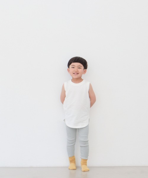 LOWRYS FARM(ローリーズファーム)の「USAロングスリットタンク 936185(タンクトップ・キッズ・オフホワイト/ベージュ/チャコールグレー/ベージュ系その他/イエロー・120cm/110cm/130cm/140cm/150cm)」の13枚目の写真