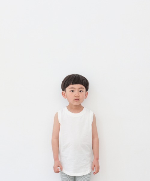 LOWRYS FARM(ローリーズファーム)の「USAロングスリットタンク 936185(タンクトップ・キッズ・オフホワイト/ベージュ/チャコールグレー/ベージュ系その他/イエロー・120cm/110cm/130cm/140cm/150cm)」の11枚目の写真