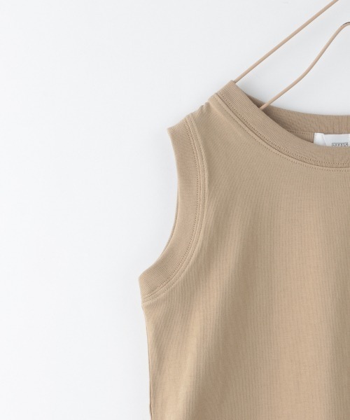 LOWRYS FARM(ローリーズファーム)の「USAロングスリットタンク 936185(タンクトップ・キッズ・オフホワイト/ベージュ/チャコールグレー/ベージュ系その他/イエロー・120cm/110cm/130cm/140cm/150cm)」の14枚目の写真